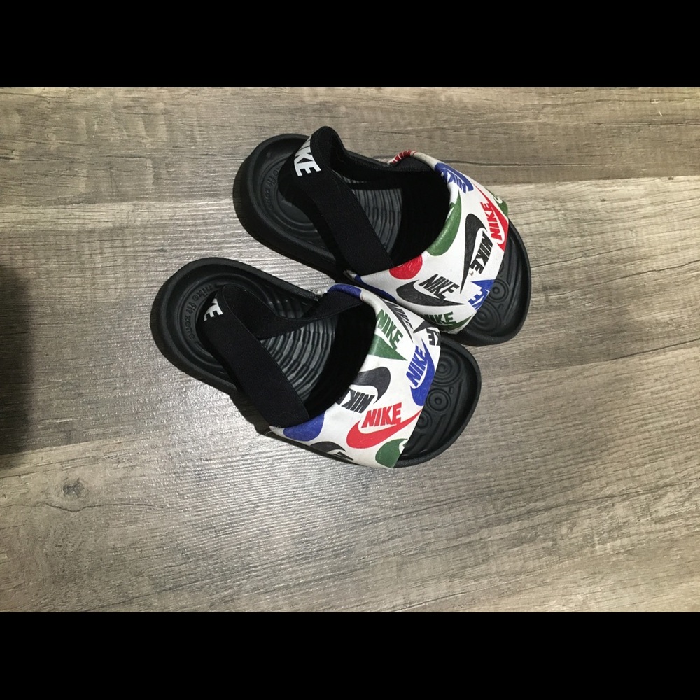 Nike slides